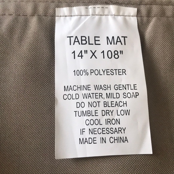 Table Runner - Picture 5 of 5